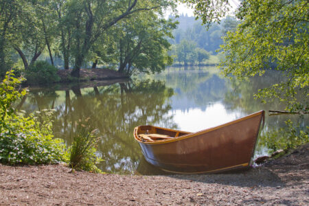 DIY Rowboat Image